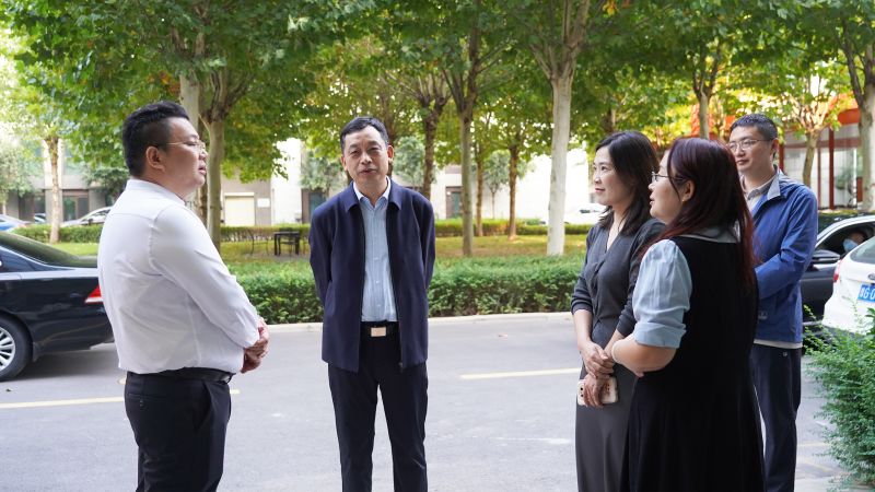 �Ӵ���ί���һ��ݰ�ٴ����󷢵���ָ��